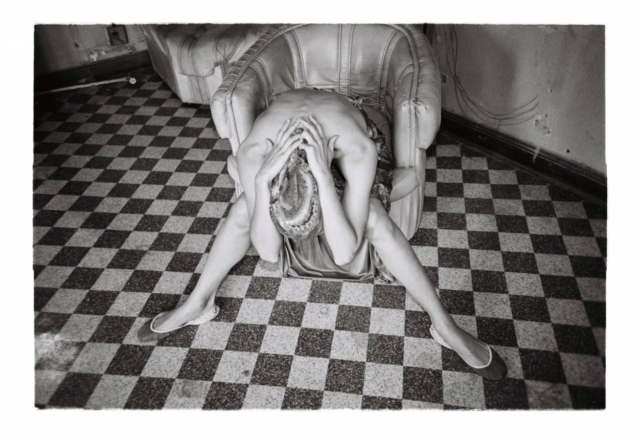 Apartment in pera 006 - "ABANDONED" - 70 cm x 105 cm C Type Prints Portfolio - Edition of 5