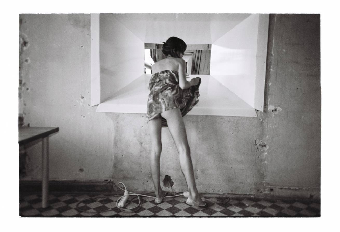 Apartment in pera 012 - "ABANDONED" - 70 cm x 105 cm C Type Prints Portfolio - Edition of 5