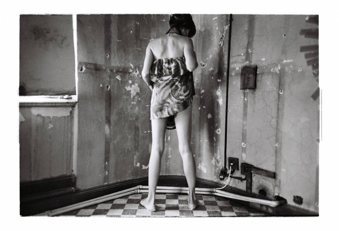 Apartment in pera 015 - "ABANDONED" - 70 cm x 105 cm C Type Prints Portfolio - Edition of 5