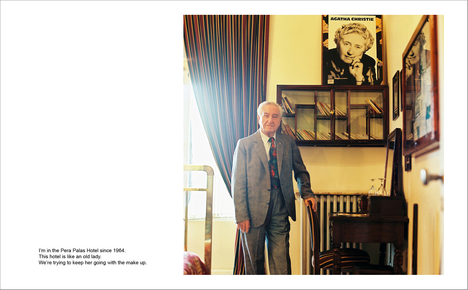 I pera 17 - Photographs with the interview subtitles in Pera (Beyoglu) in Istanbul 80 x 100 cm