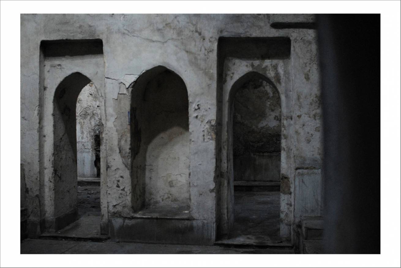 70 x 100 cm Pigment Prints Edition of 5