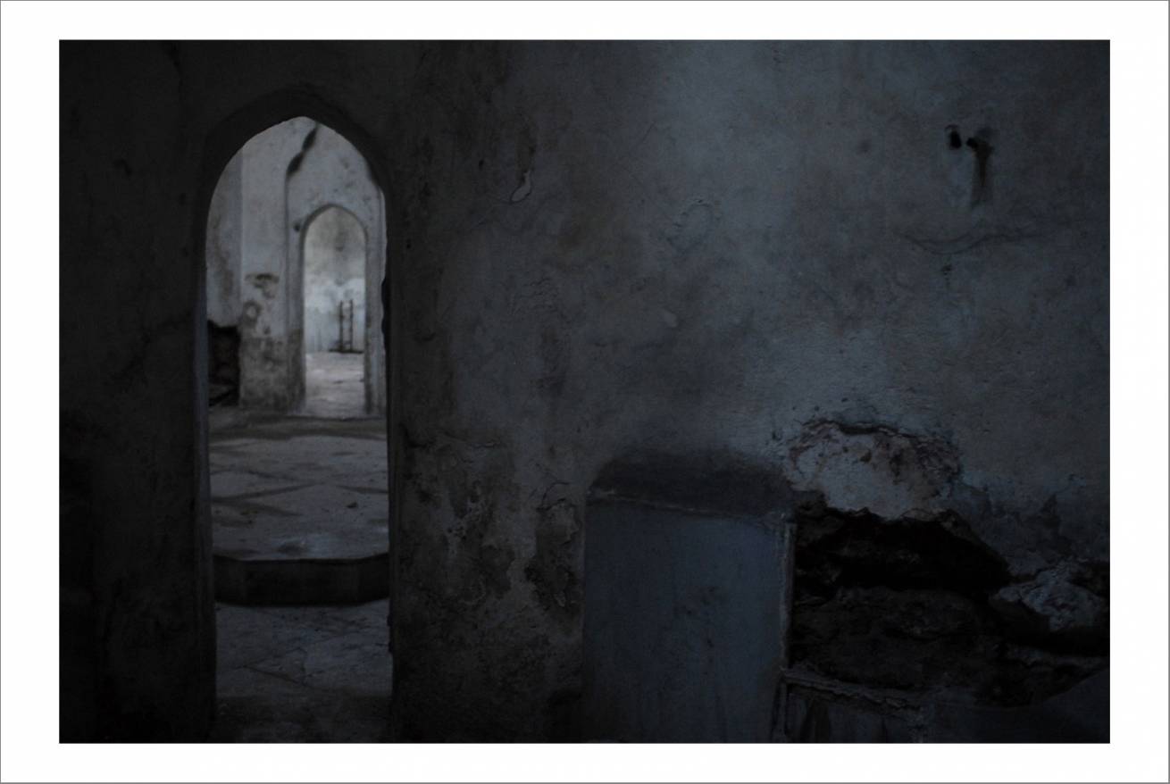 70 x 100 cm Pigment Prints Edition of 5