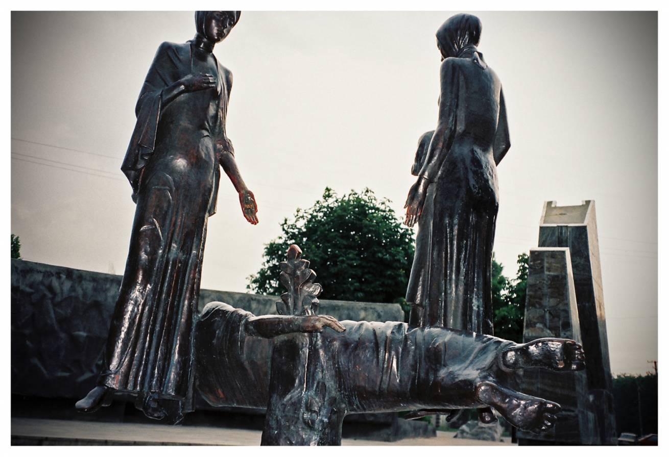 Two Photographs in 75 x 100 cm C Type Prints / Edition of 5