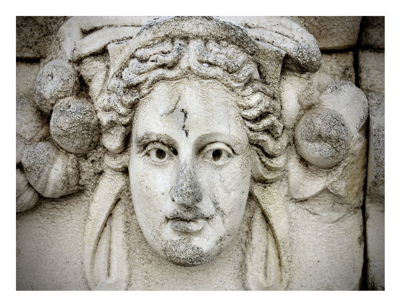 The first sculpture school 04 - 110 x 150 cm C Type Prints on Diasec mount - Edition of 5