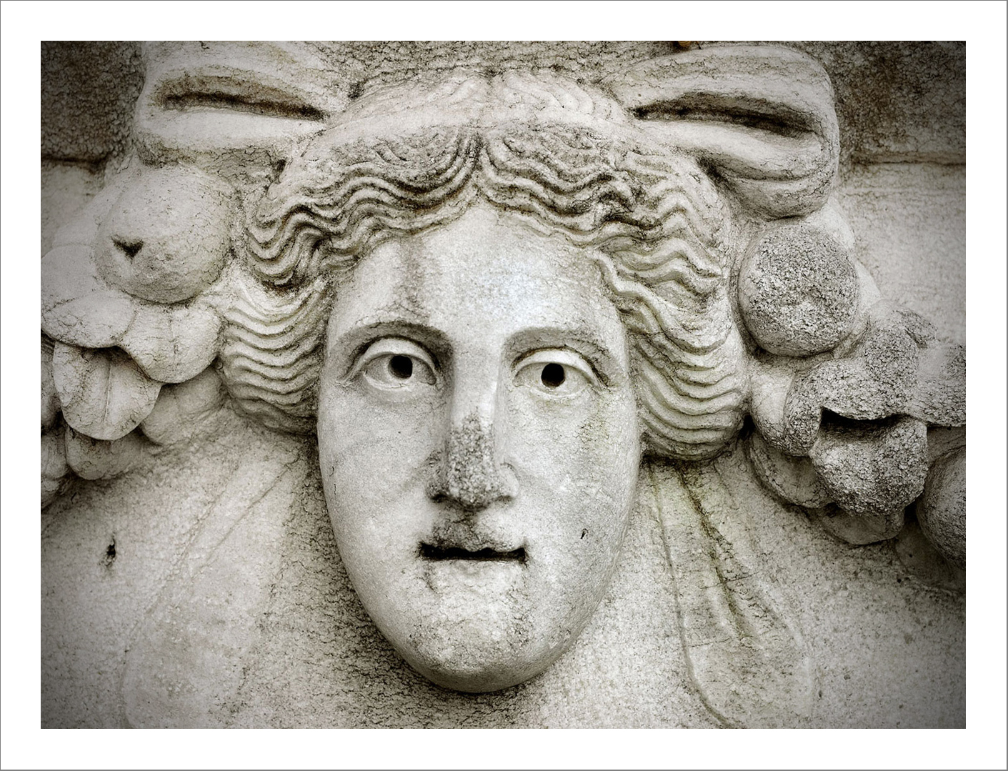 The first sculpture school 06 - 110 x 150 cm C Type Prints on Diasec mount - Edition of 5