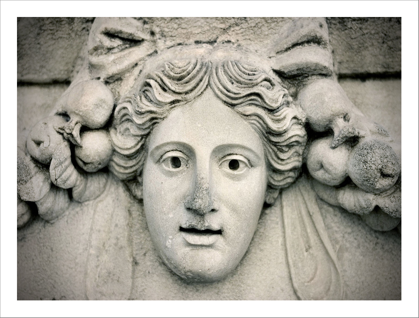 The first sculpture school 12 - 110 x 150 cm C Type Prints on Diasec mount - Edition of 5