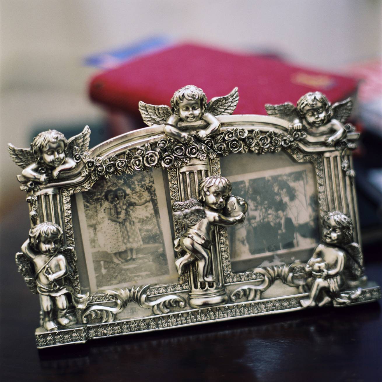 Diaries 035 - A book project of Interviews with Women - Pigment Prints with interview subtitles 80 x 100 cm