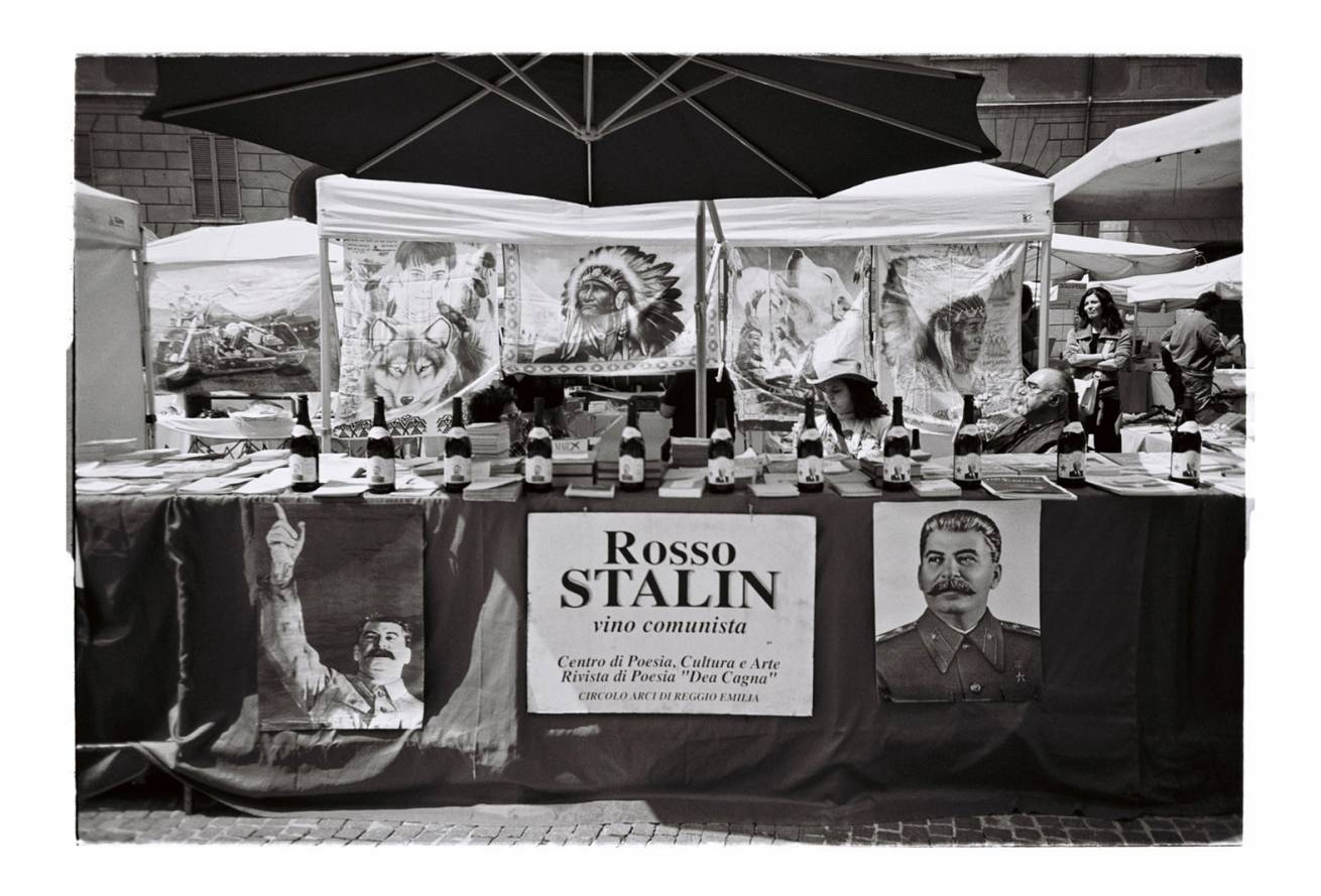 50 x 75 cm Pigment Ink Prints Portfolio - Edition of 5