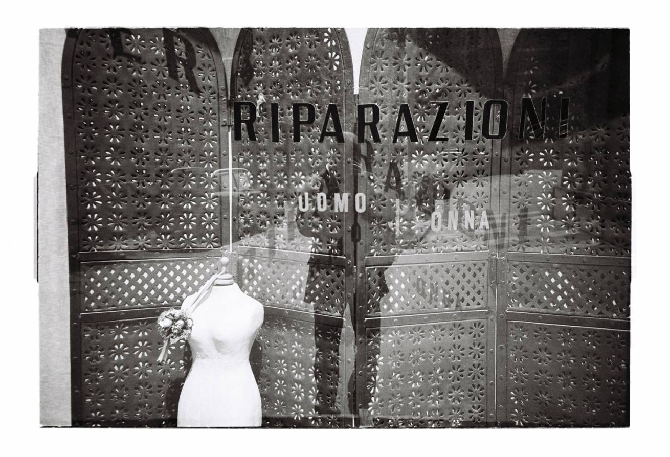 50 x 75 cm Pigment Ink Prints Portfolio - Edition of 5