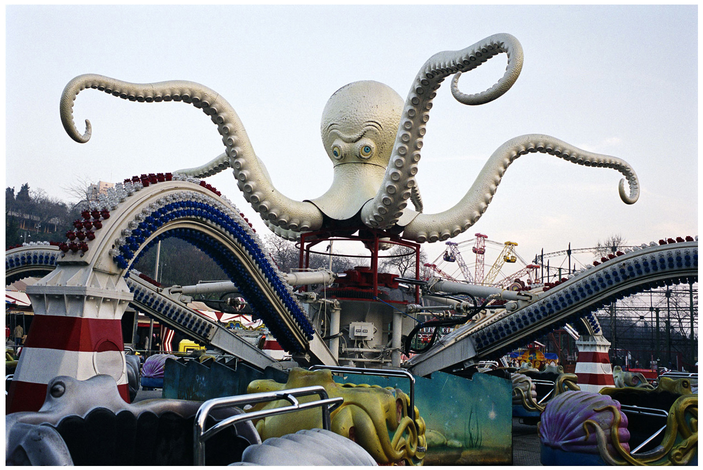 New photographs1 38 - 110 x 140 cm Pigment Prints - Edition of 5