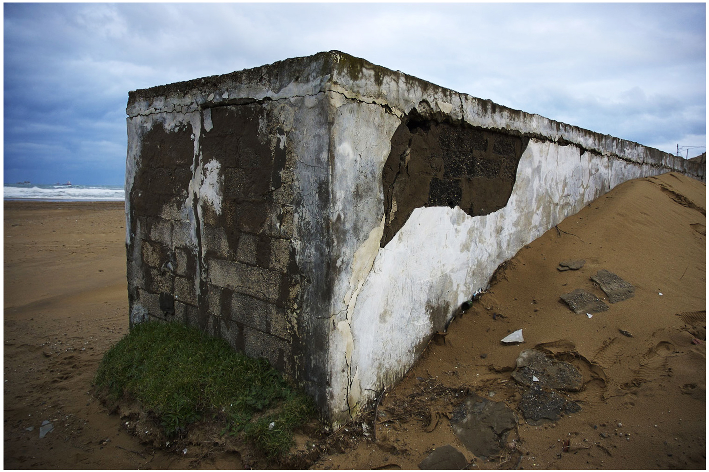 New photographs1 44 - 110 x 140 cm Pigment Prints - Edition of 5